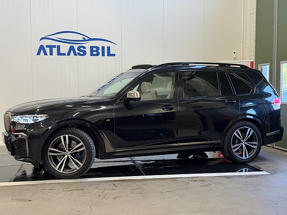 BMW X7 2 of 5