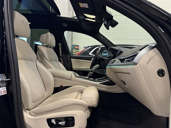 BMW X7 9 of 27