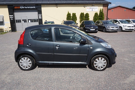 Peugeot 107 4 of 5