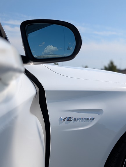 Mercedes-Benz C63 10 of 13