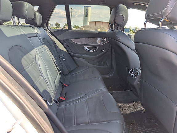 Mercedes-Benz C63 5 of 13