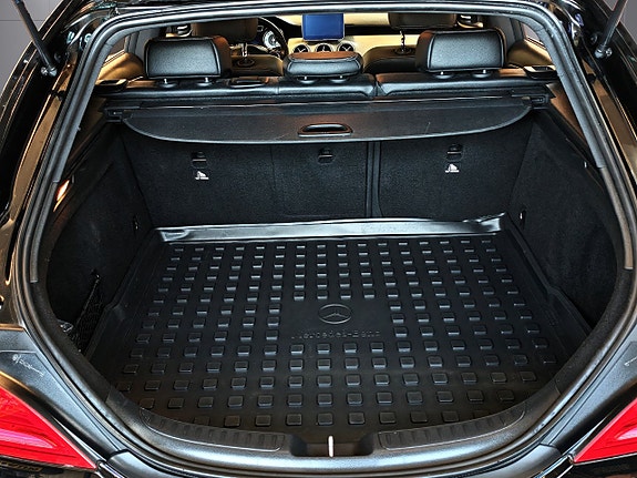 Mercedes-Benz CLA220 d 26 of 26