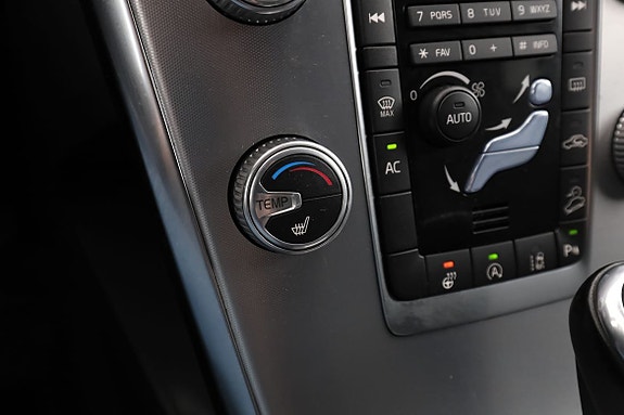 Volvo XC60 27 of 30