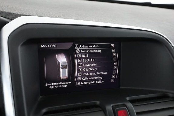 Volvo XC60 23 of 30