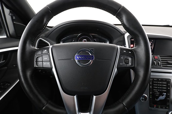 Volvo XC60 19 of 30