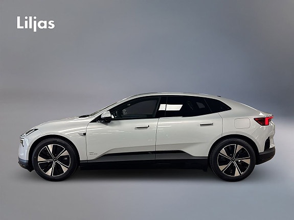 Polestar 4 2 of 14