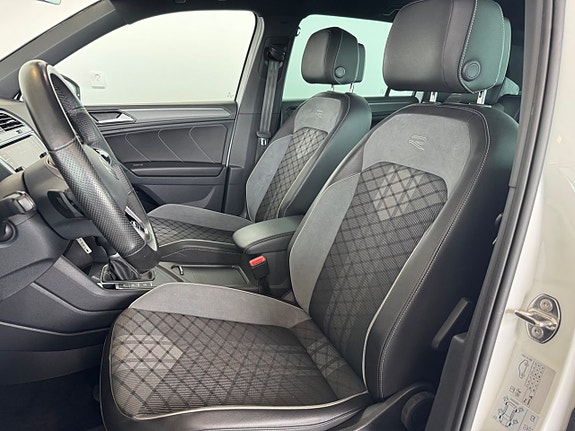Volkswagen Tiguan 5 of 12