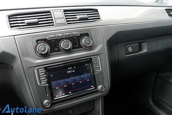 Volkswagen Caddy 21 of 23