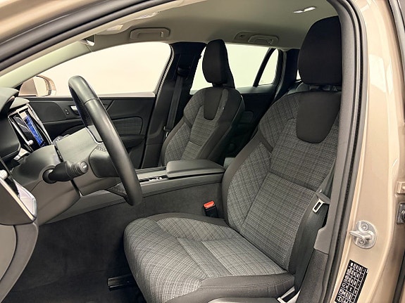 Volvo V60 7 of 20