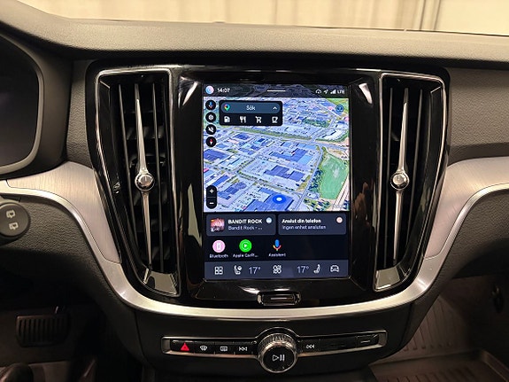 Volvo V60 10 of 20