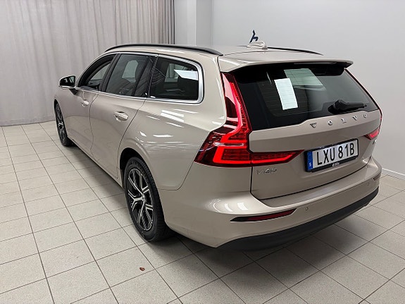 Volvo V60 3 of 20