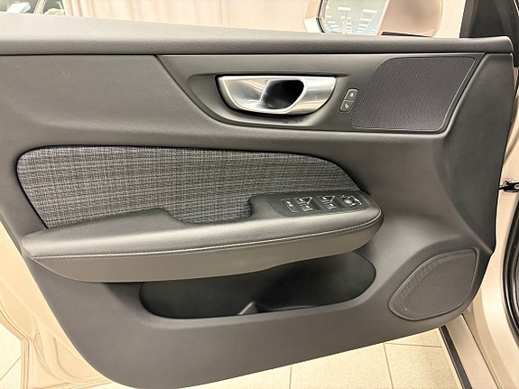 Volvo V60 4 of 20