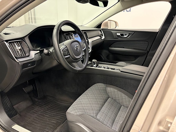 Volvo V60 5 of 20