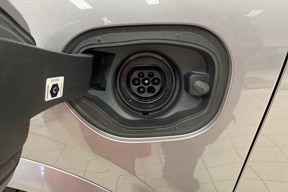 Volvo XC90 13 of 15
