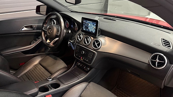 Mercedes-Benz CLA220 d 17 of 28