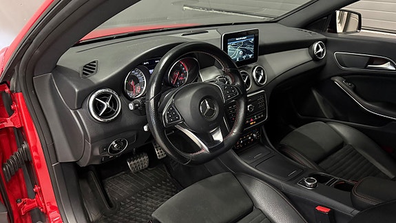 Mercedes-Benz CLA220 d 12 of 28