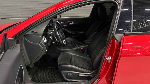 Mercedes-Benz CLA220 d 11 of 28