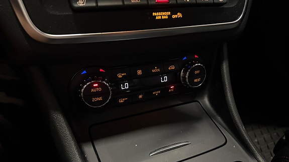 Mercedes-Benz CLA220 d 23 of 28
