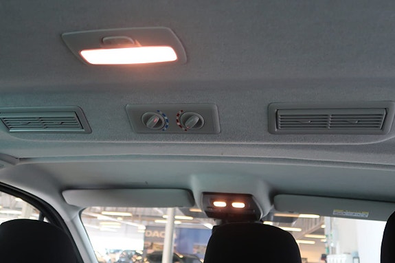 Renault Trafic 16 of 18