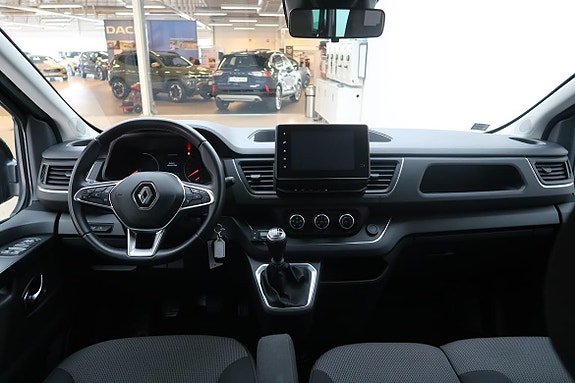 Renault Trafic 7 of 18