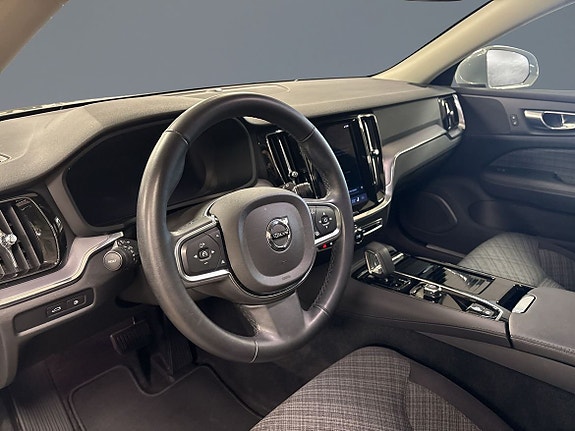 Volvo V60 5 of 12