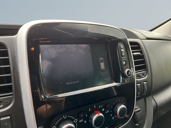 Renault Trafic 15 of 20