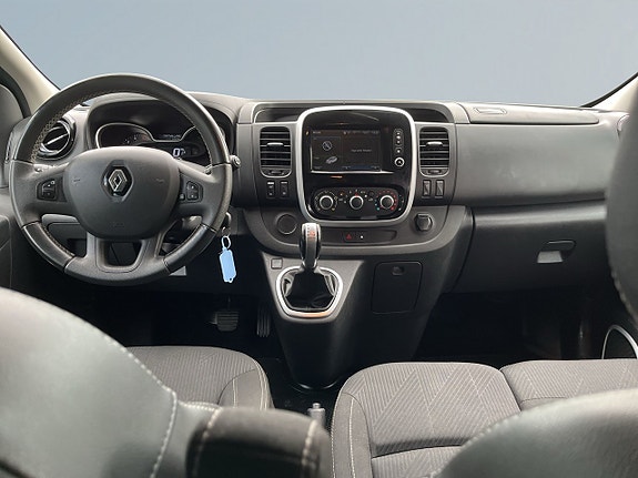 Renault Trafic 8 of 20