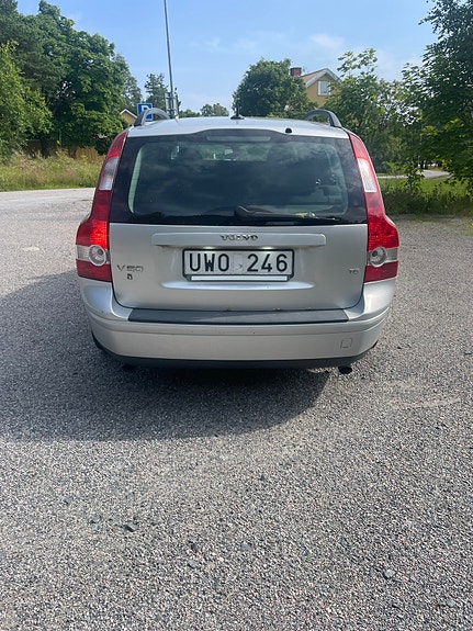 Volvo V50 4 of 5