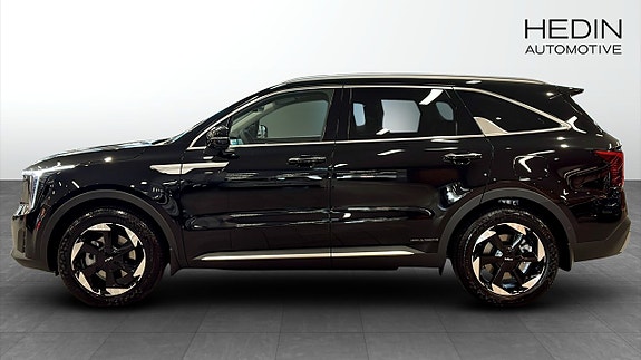Kia Sorento 6 of 18