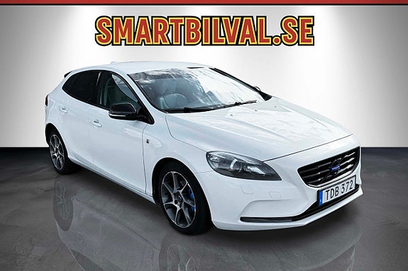 Volvo V40 4 of 30