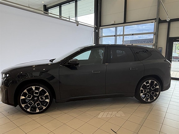 BMW iX3 2 of 15