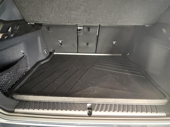 BMW iX3 5 of 15