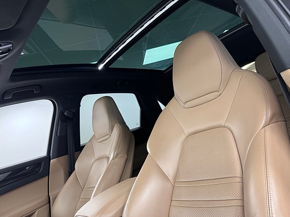Porsche Cayenne S 6 of 16