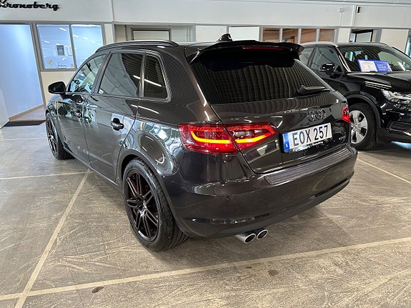 Audi A3 4 of 12