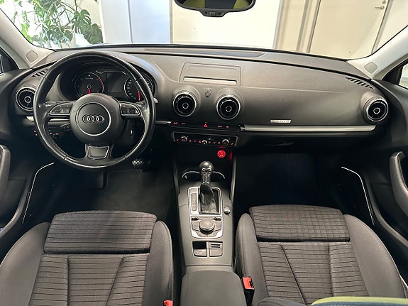 Audi A3 6 of 12