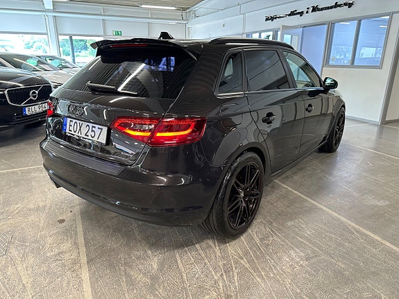 Audi A3 3 of 12