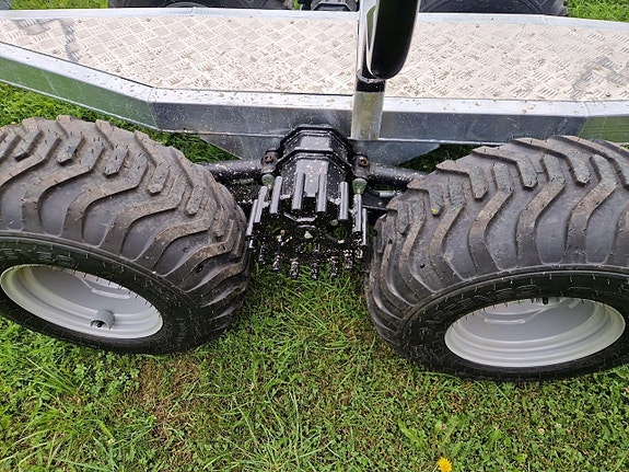 -- Skogsvagn ATV 3 ton Kran 4,2 m, driv, ramstyrd 6 of 6