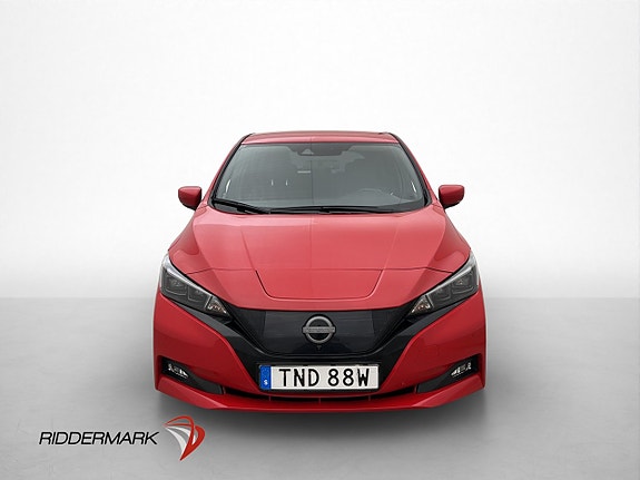 Nissan Leaf 3 of 5