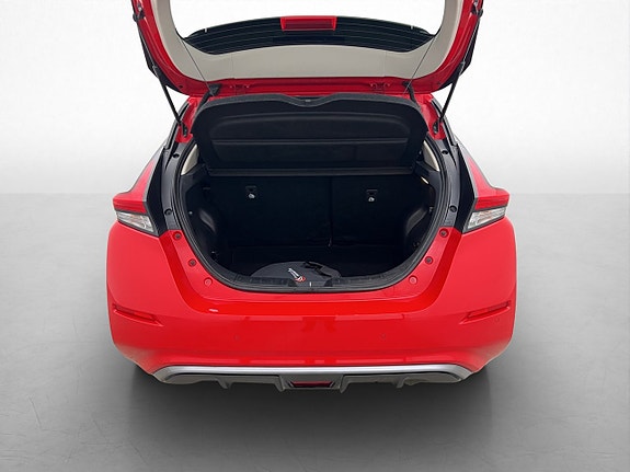 Nissan Leaf 25 of 30