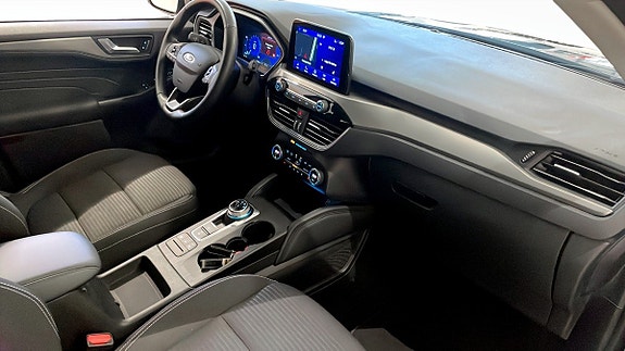 Ford Kuga 3 of 5