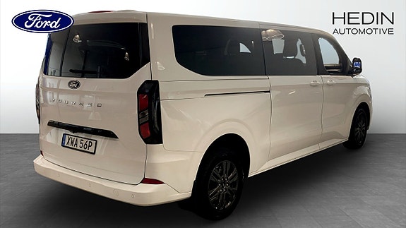 Ford Custom Tourneo 2 of 5