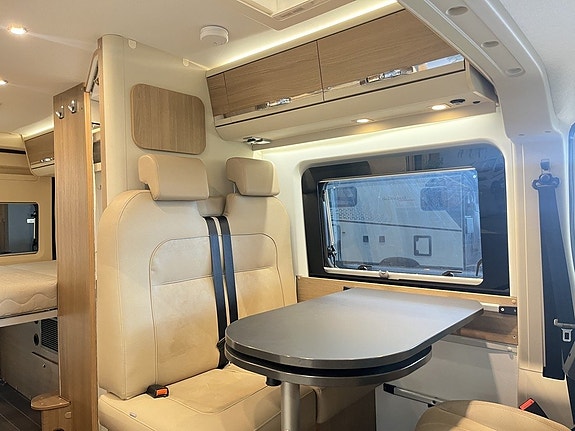 Adria TWIN 600 SP AXESS (AC+Solcell+3 500kg+6m+Cykelställ) 11 of 25