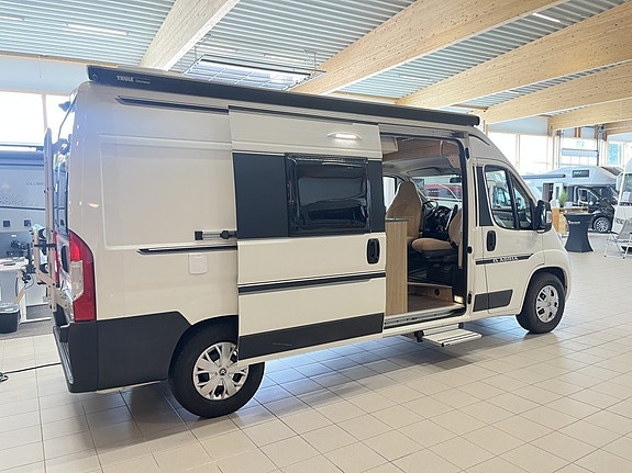 Adria TWIN 600 SP AXESS (AC+Solcell+3 500kg+6m+Cykelställ) 4 of 25