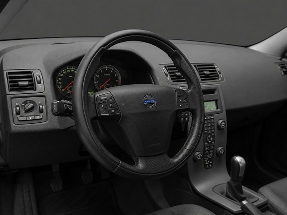 Volvo V50 8 of 15