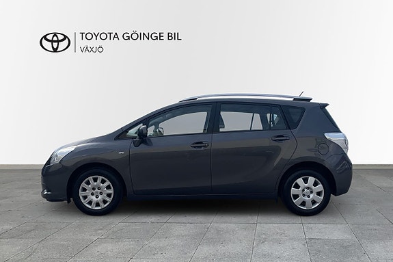 Toyota Verso 3 of 5
