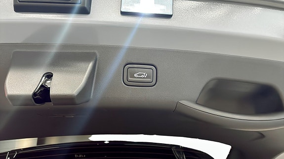 Kia Seltos 11 of 15