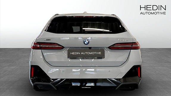 BMW 530e 7 of 12