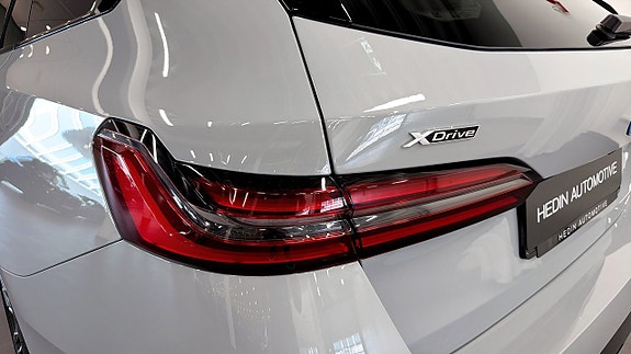BMW 530e 12 of 12
