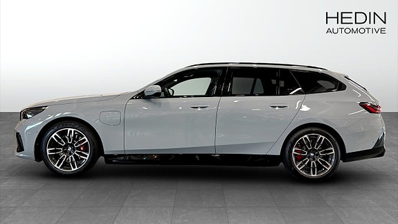 BMW 530e 6 of 12