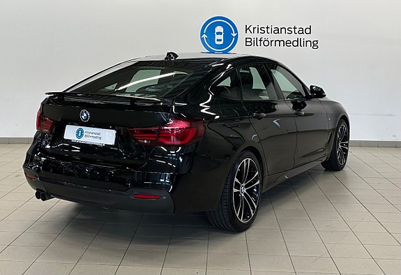 BMW 320d 8 of 12